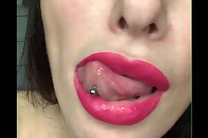 Beloved oral cavity be advantageous to porn star Liza Virgin drool