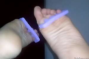 Worshiping my feet helter-skelter toe separators
