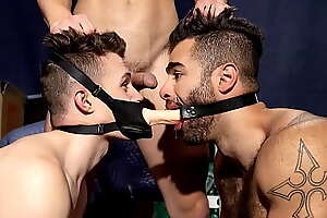 Fistingferno xxx porn - Hot fun threesome with Devin Franco, Grant Ducati and Lucas Leon  Master Devin commands Grant and that includes wearing a dildo mask to face fuck the gaping mouth of fellow sub Lucas Leon 