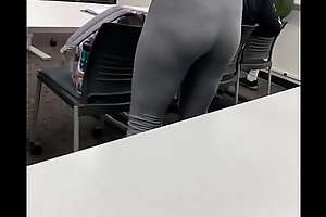 College girl pulls up leggings visible thong vtl candid